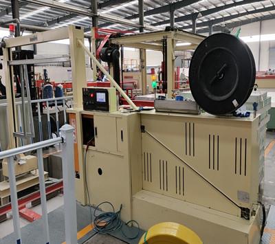 穿劍式打包機(jī) 穿劍式打包機(jī)