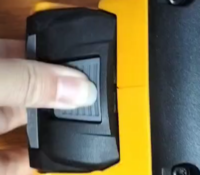 電池如何拔出.png 電池如何拔出.png